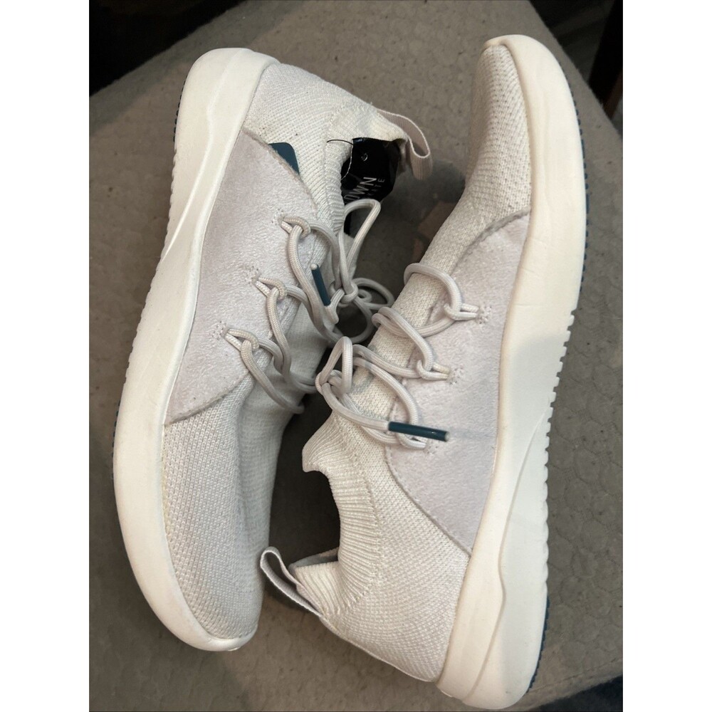 Vessi Athletic Sneakers Sz 7 Light Gray Ladies Comfy Casual
